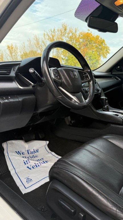 2016 Honda Civic Image 9