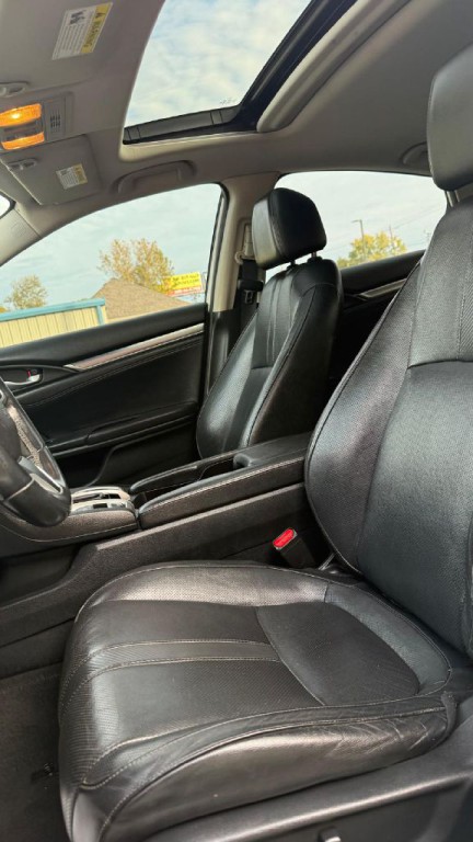 2016 Honda Civic Image 10