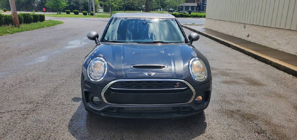 2017 MINI Cooper Image 2