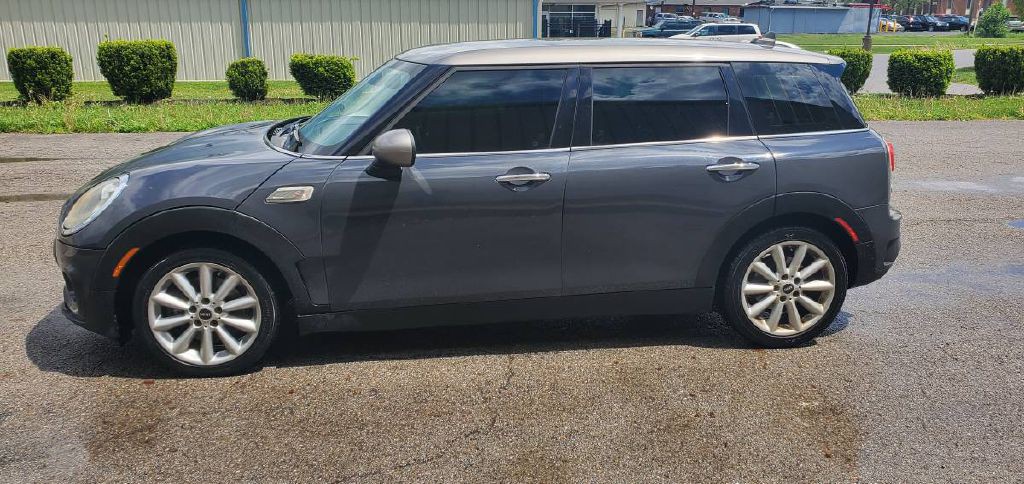 2017 MINI Cooper Image 5