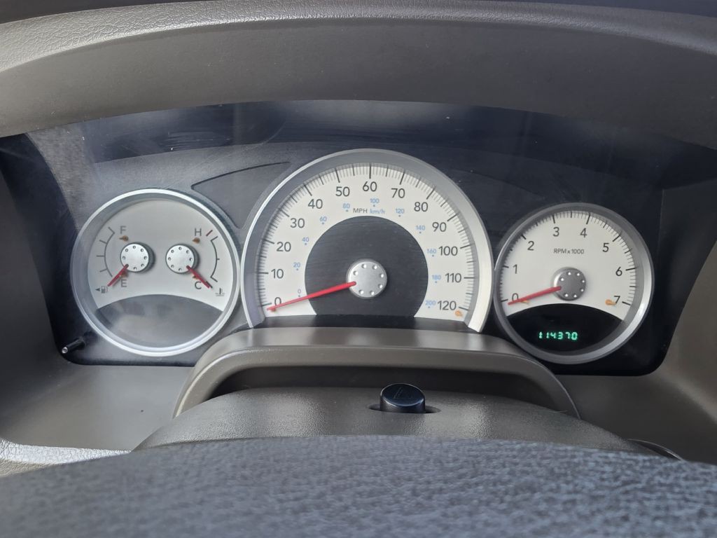 2008 Dodge Dakota Image 10