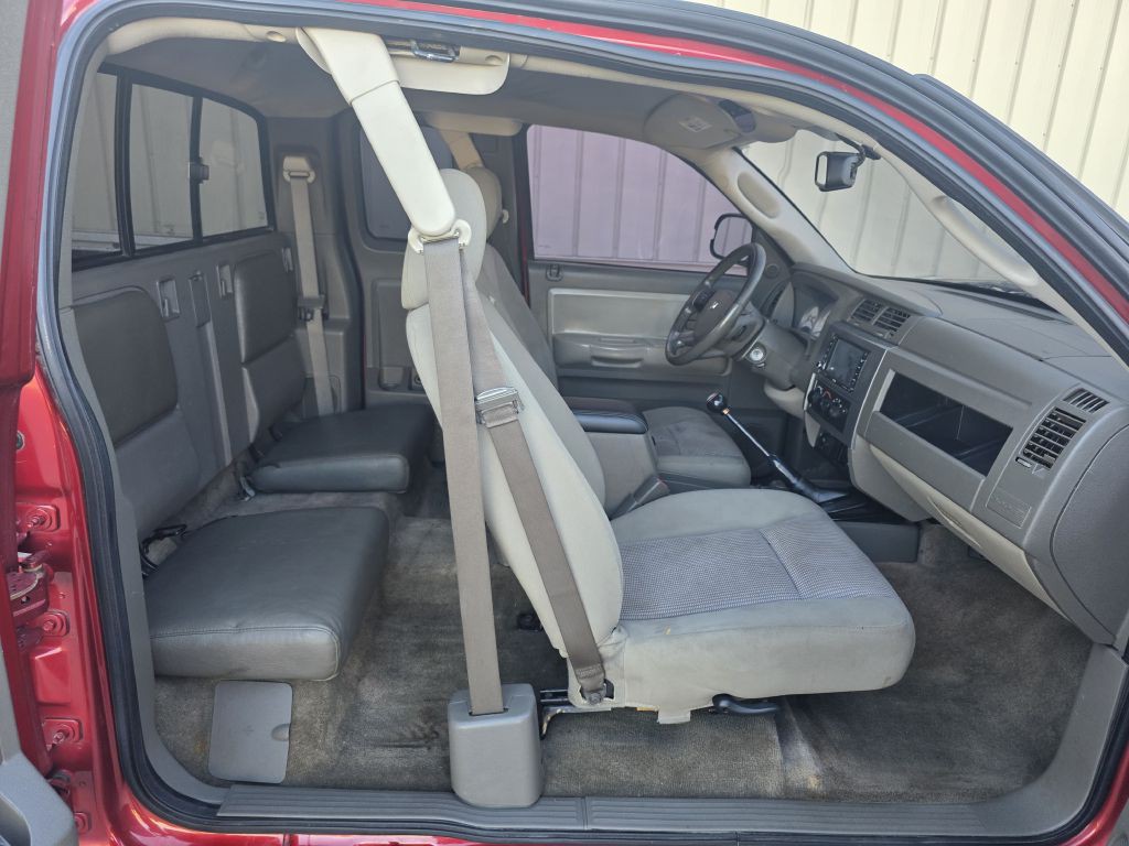 2008 Dodge Dakota Image 15