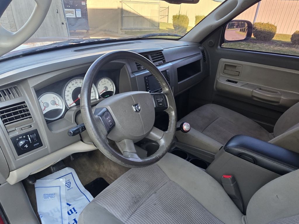 2008 Dodge Dakota Image 17