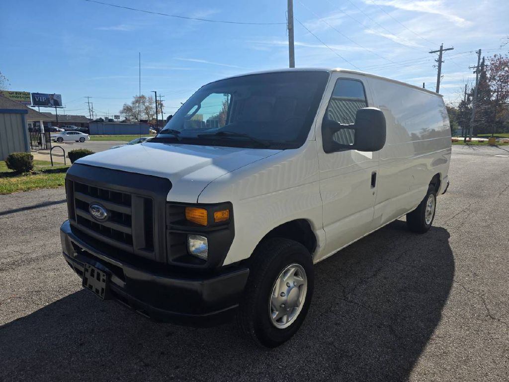 2011 Ford Econoline Image 1