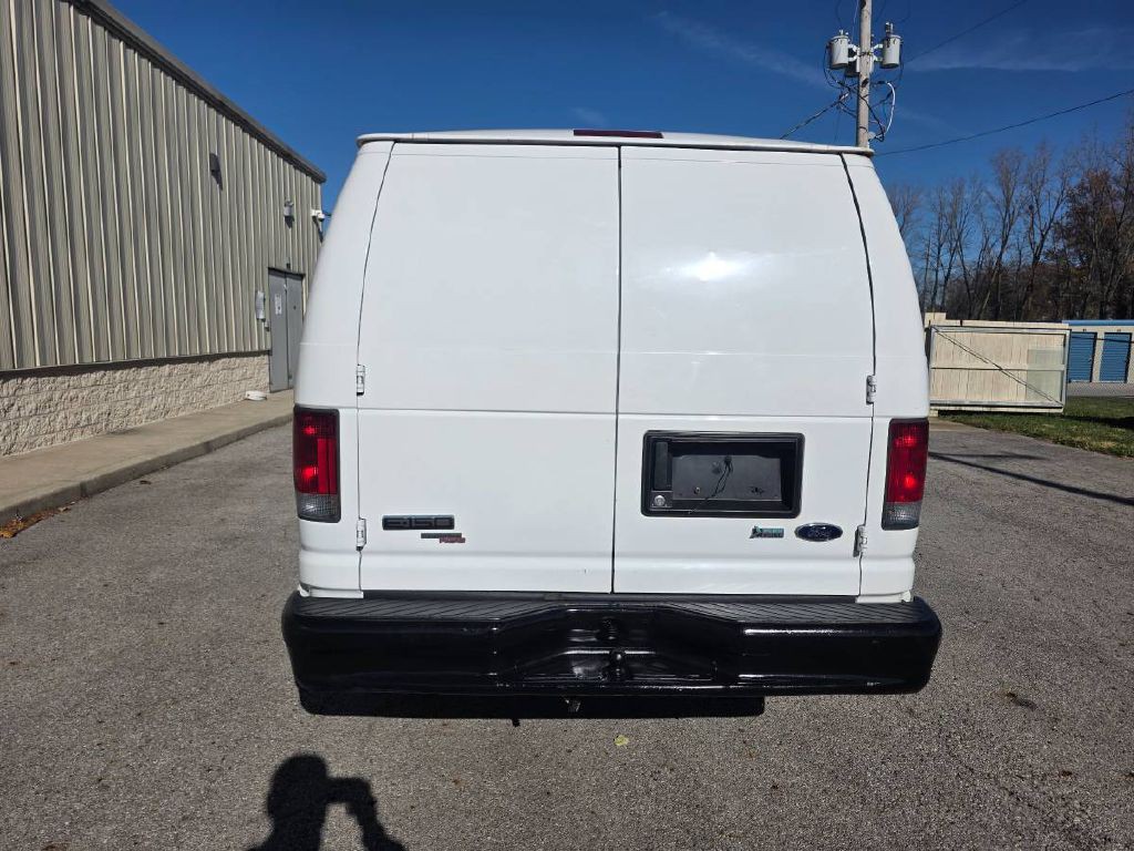 2011 Ford Econoline Image 6