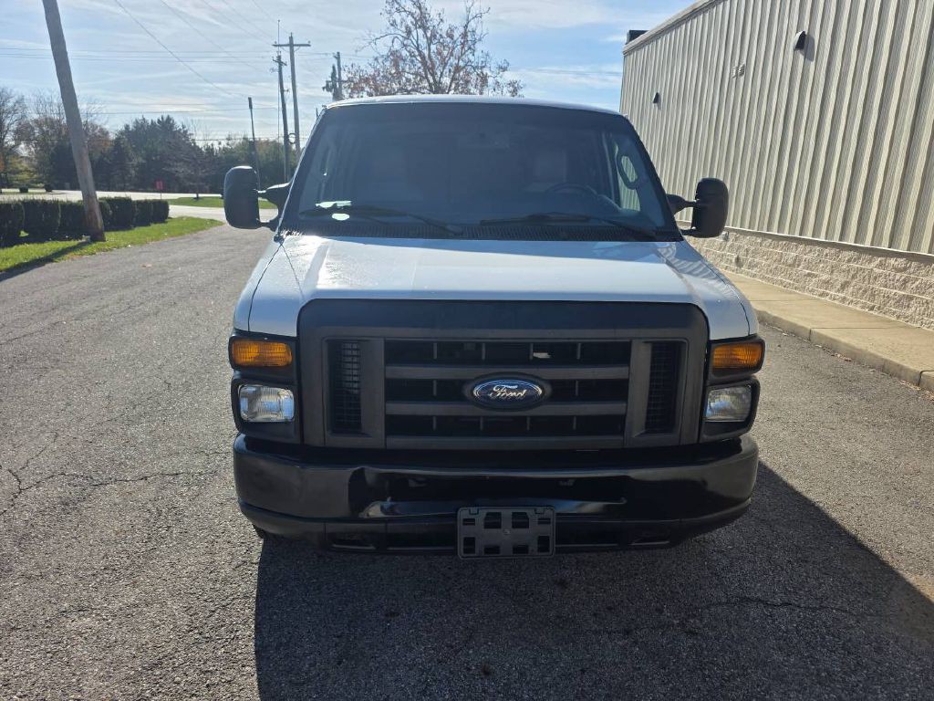 2011 Ford Econoline Image 8