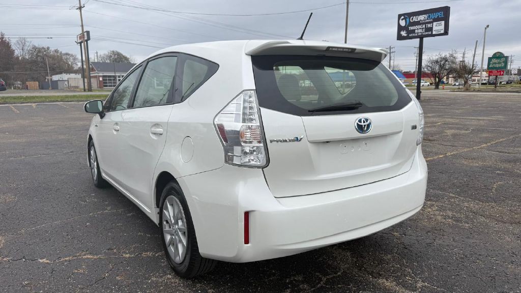 2012 Toyota Prius Image 3