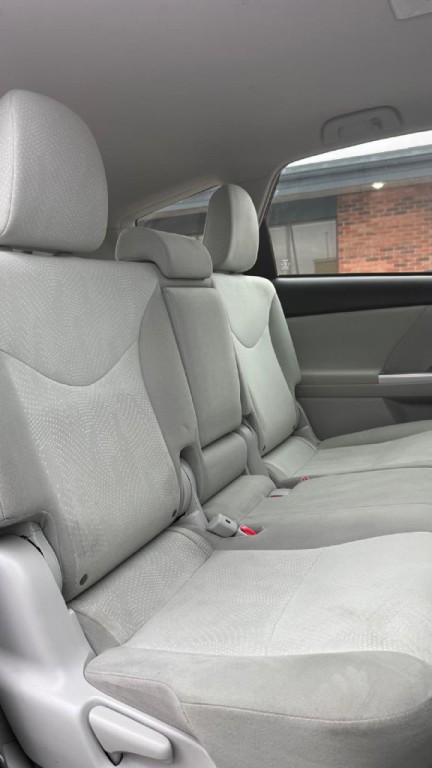 2012 Toyota Prius Image 18