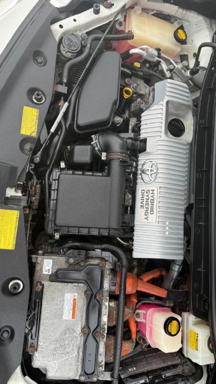 2012 Toyota Prius Image 19