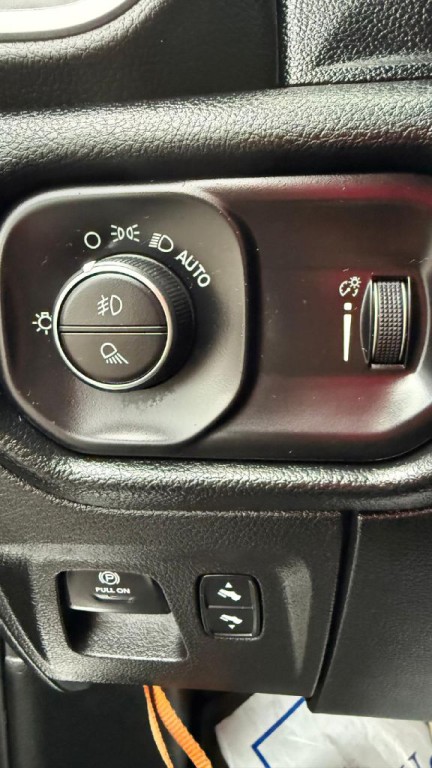 2021 RAM 1500 Image 21