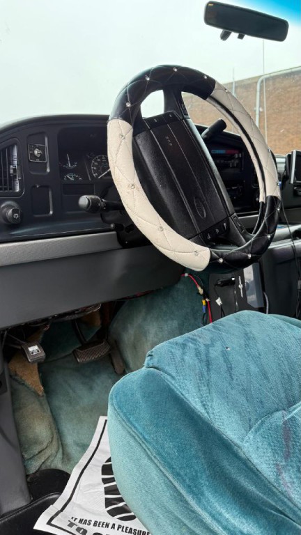 1992 Ford Econoline Image 8