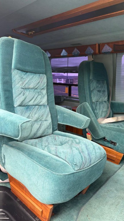 1992 Ford Econoline Image 13