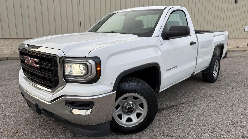 2017 GMC Sierra Image 1