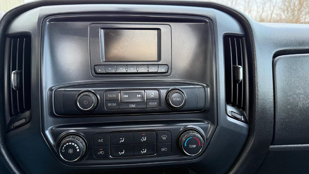 2017 GMC Sierra Image 17