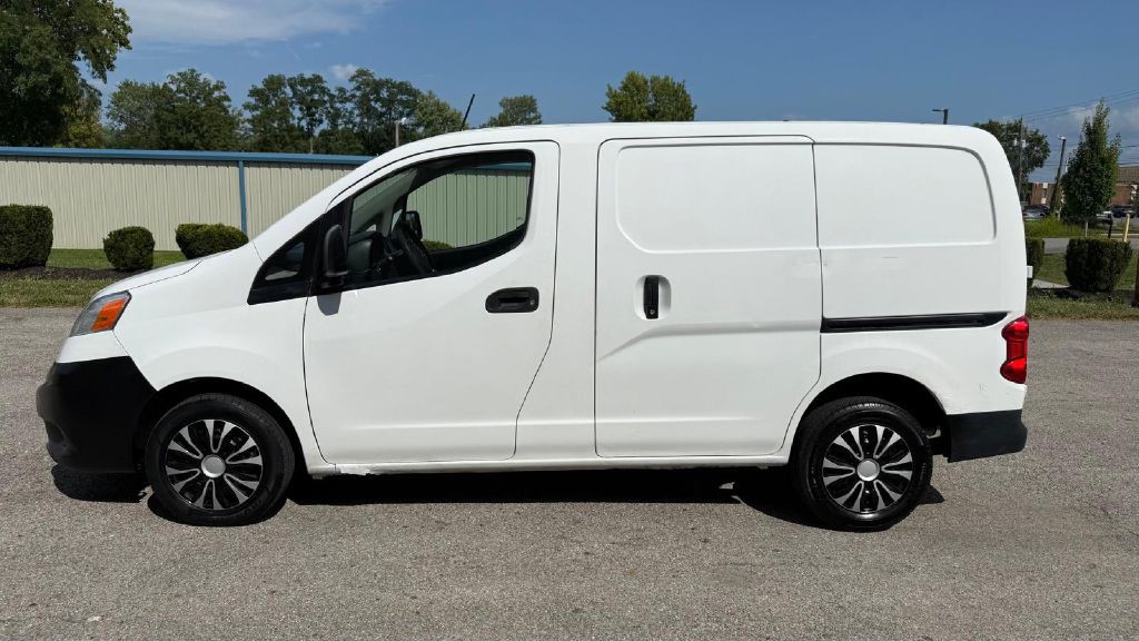 2014 Nissan NV200 Image 3