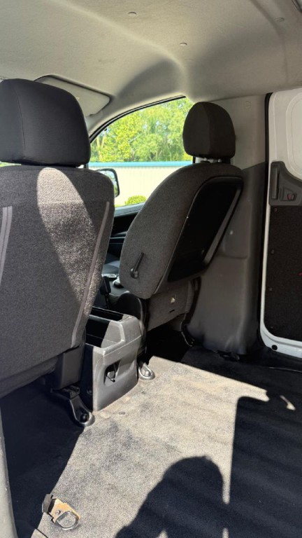 2014 Nissan NV200 Image 13