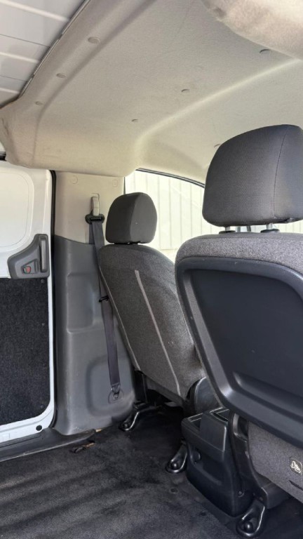 2014 Nissan NV200 Image 19