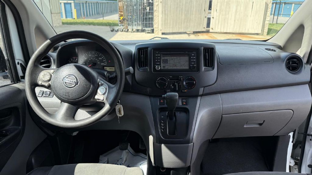 2014 Nissan NV200 Image 20