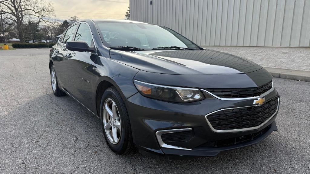 2017 Chevrolet Malibu Image 7
