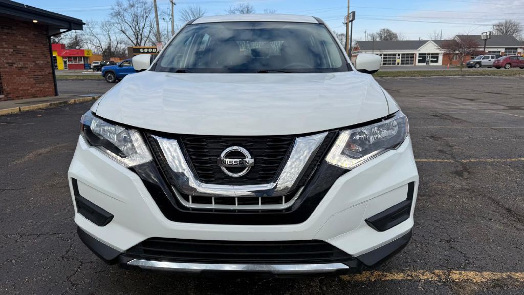 2017 Nissan Rogue Image 8