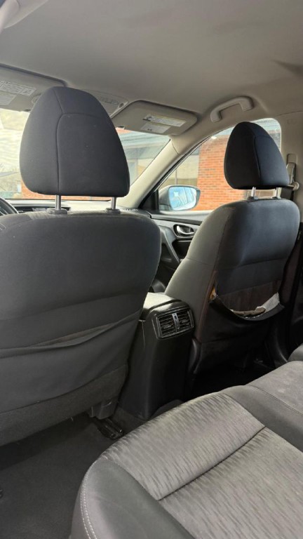 2017 Nissan Rogue Image 13