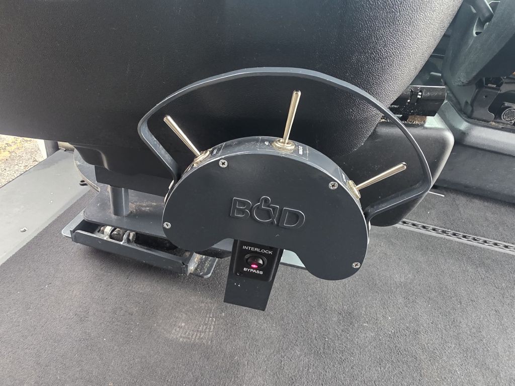 2014 Chrysler Town & Country Image 29