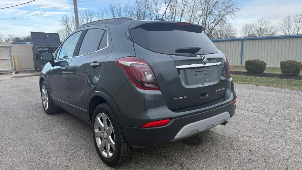 2017 Buick Enclave Image 3