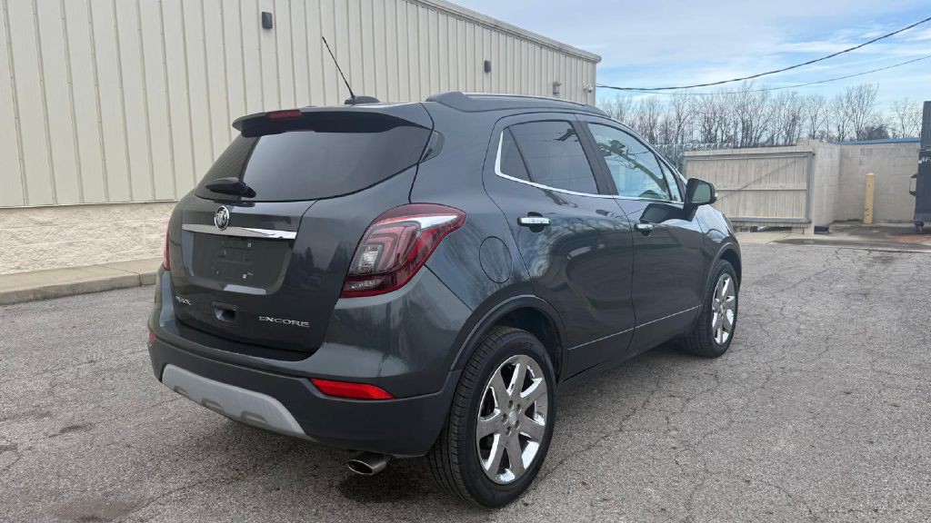 2017 Buick Enclave Image 8