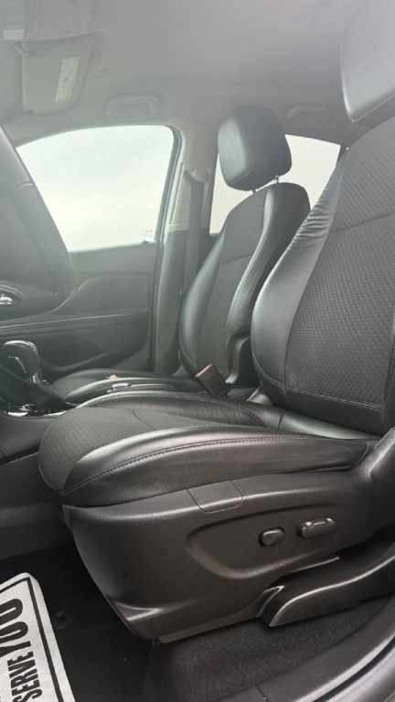 2017 Buick Enclave Image 10