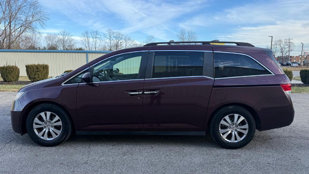 2014 Honda Odyssey Image 2