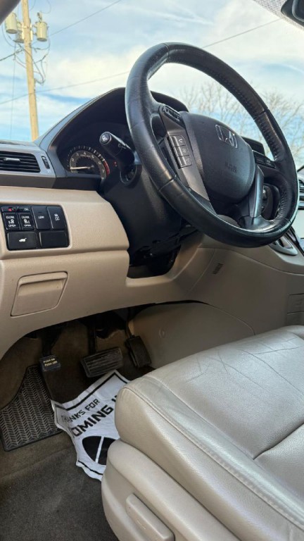2014 Honda Odyssey Image 10