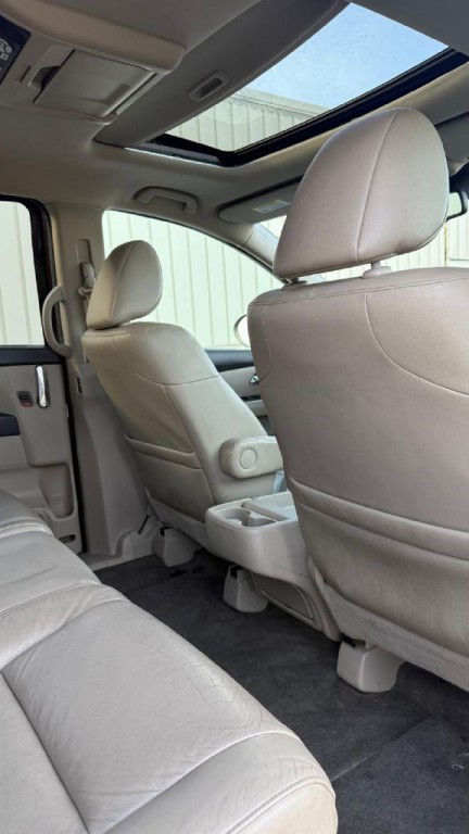 2014 Honda Odyssey Image 21