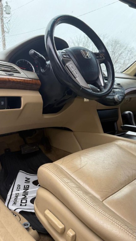 2010 Honda Accord Image 9