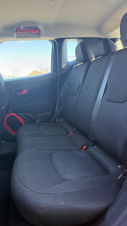 2018 Jeep Renegade Image 14