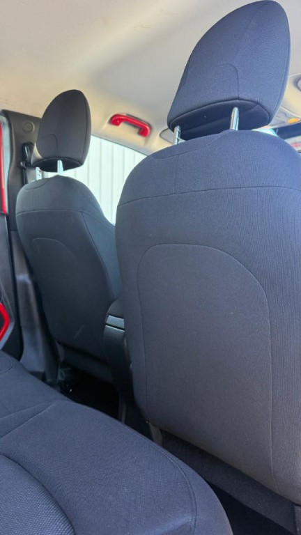 2018 Jeep Renegade Image 18