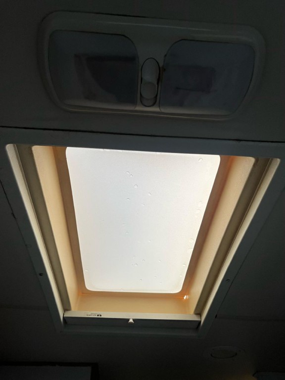 2011 Ford Econoline Image 20