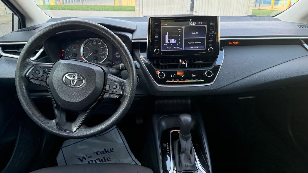 2021 Toyota Corolla Image 12