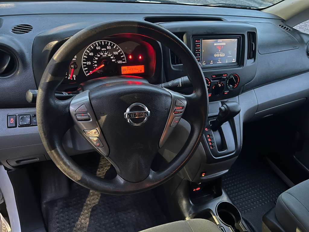 2021 Nissan NV200 Image 6