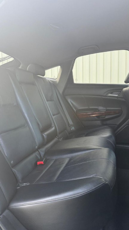 2012 Honda Crosstour Image 18