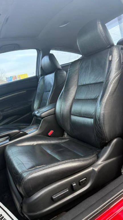 2010 Honda Accord Image 10