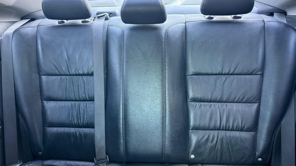 2010 Honda Accord Image 12