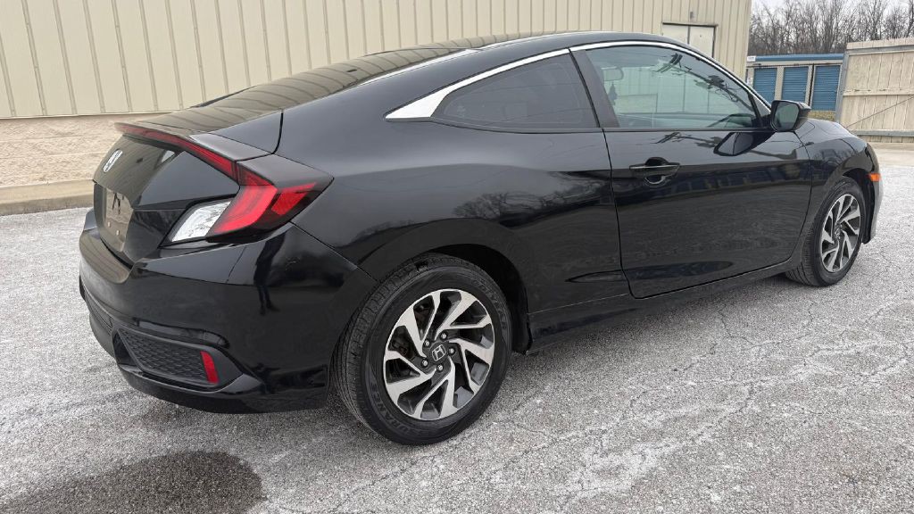 2019 Honda Civic Image 5