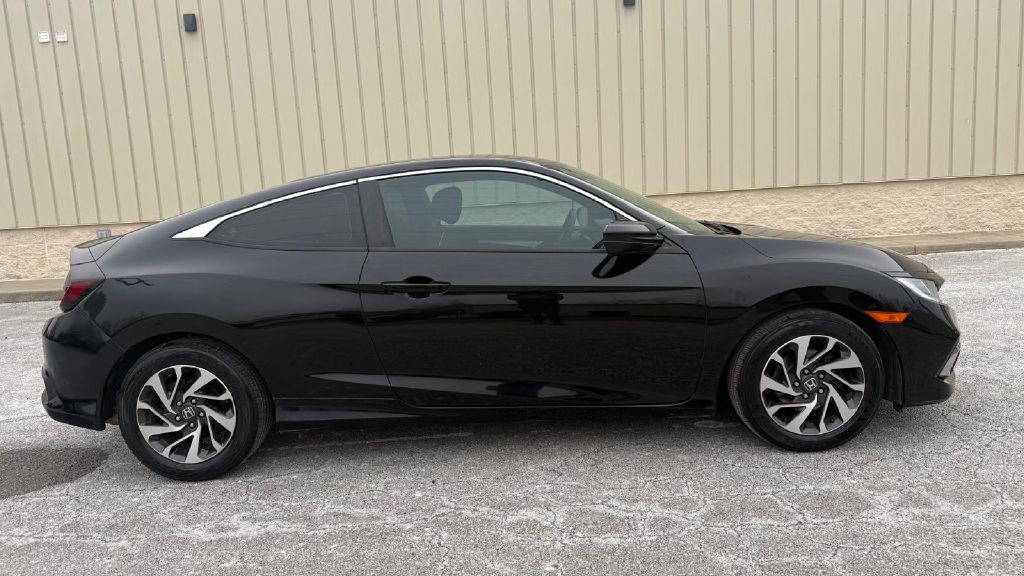 2019 Honda Civic Image 6