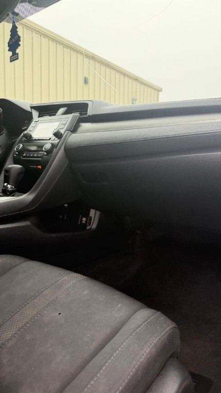 2019 Honda Civic Image 14