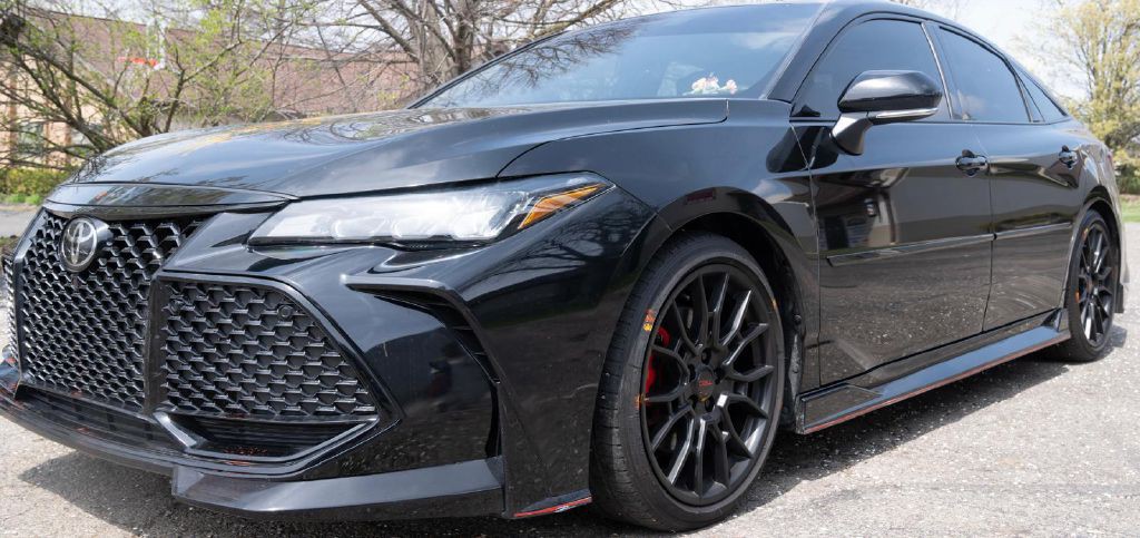 2021 Toyota Avalon Image 1