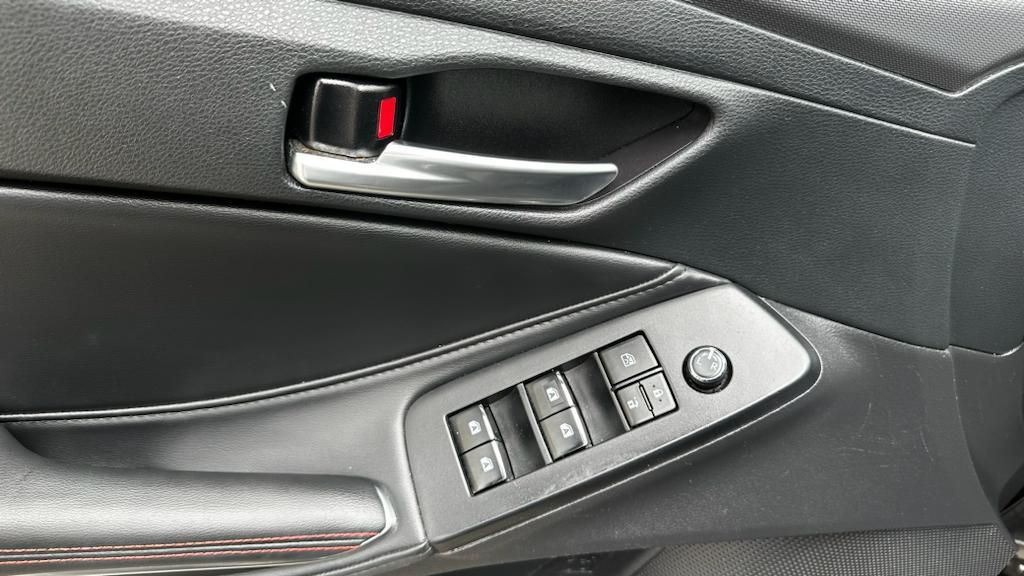 2021 Toyota Avalon Image 12