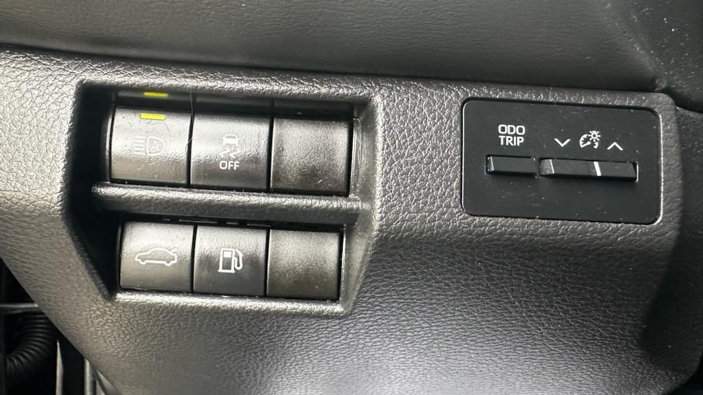 2021 Toyota Avalon Image 21