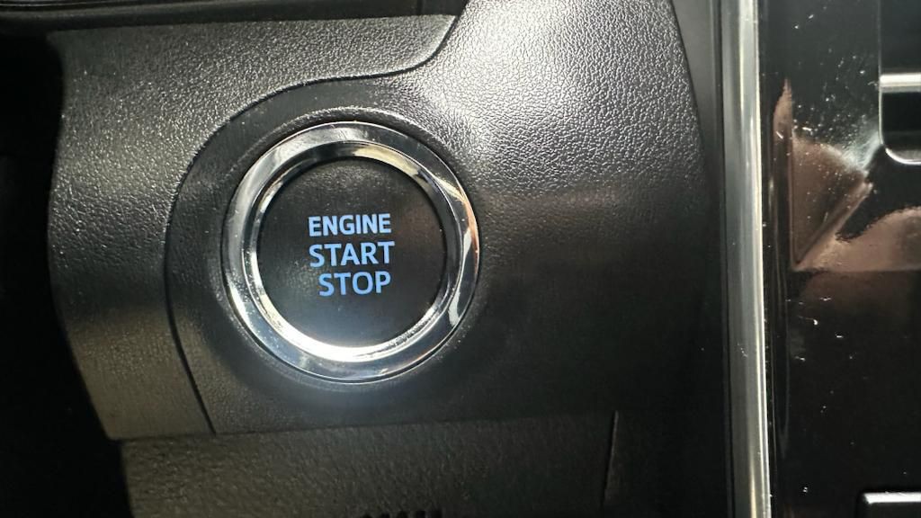 2021 Toyota Avalon Image 23