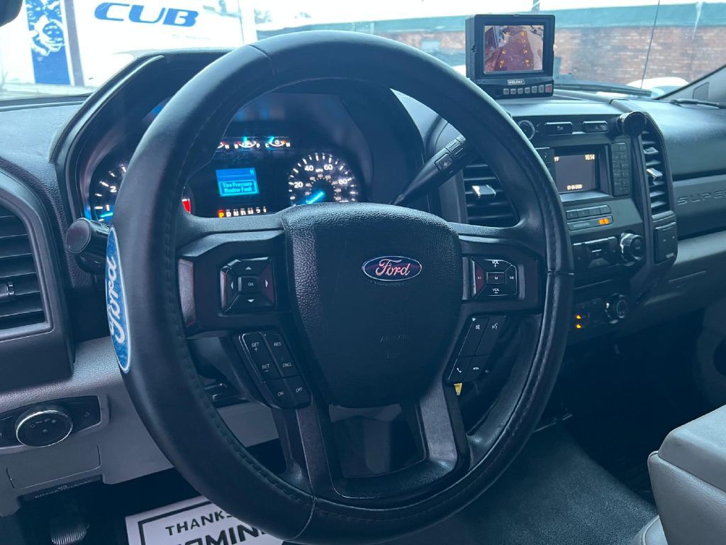 2017 Ford F-350 Image 17