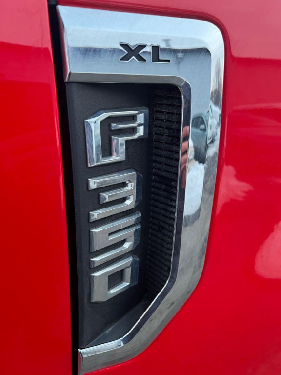 2017 Ford F-350 Image 22